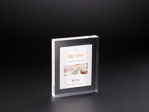 亞克力展臺(tái)