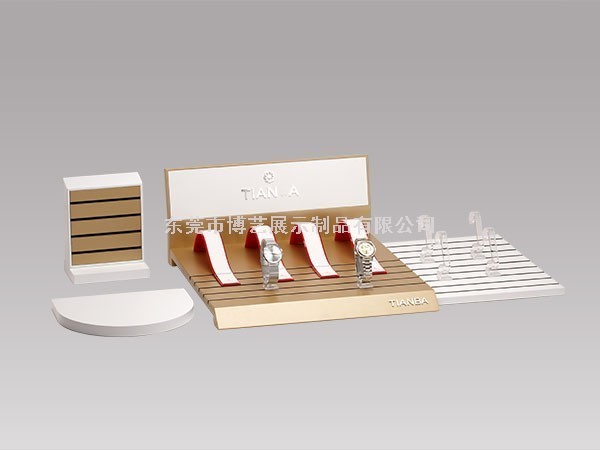 如何把亞克力展架做得更精美和通透呢？